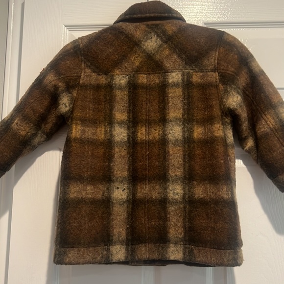 Boys winter coat by Check In. European size 116 which translates to a boys 6-7 - Picture 7 of 10